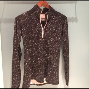 Lululemon Size 6 Quarter Zip In Black / light pink
